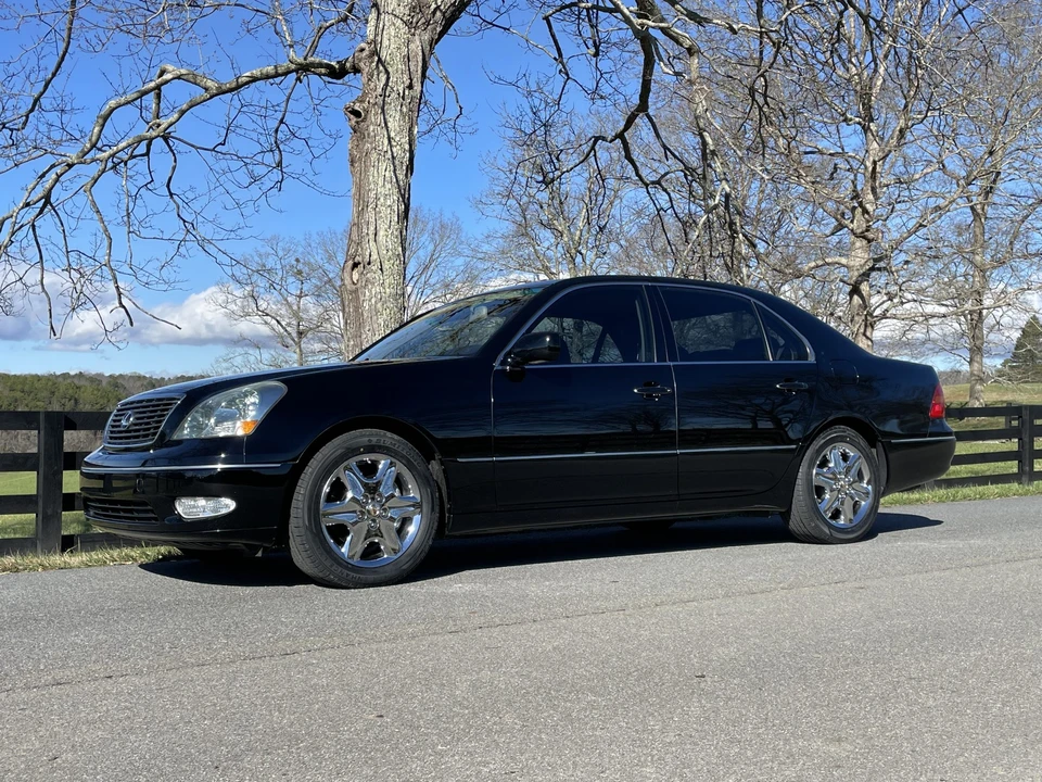 2001 Lexus LS 3rd Gen - Image 7 of 31