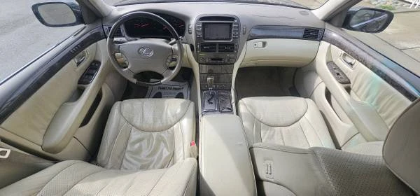 2001 Lexus LS 3rd Gen - Image 13 of 18