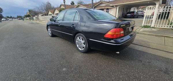 2001 Lexus LS 3rd Gen - Image 8 of 18