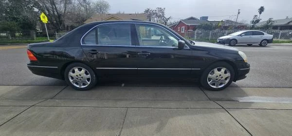 2001 Lexus LS 3rd Gen - Image 3 of 18