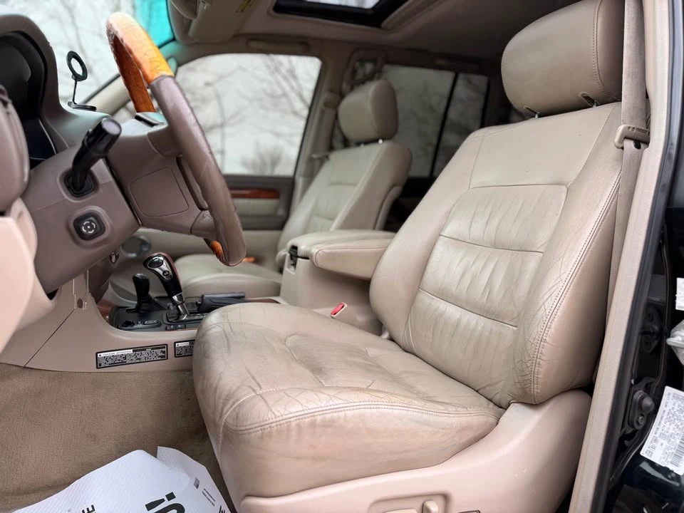 2001 Lexus LX 2nd Gen - Image 6 of 13