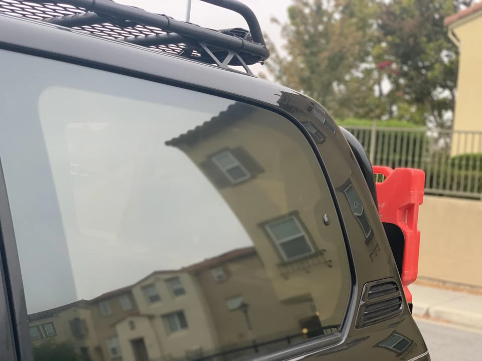 2001 Lexus LX 2nd Gen - Image 31 of 31