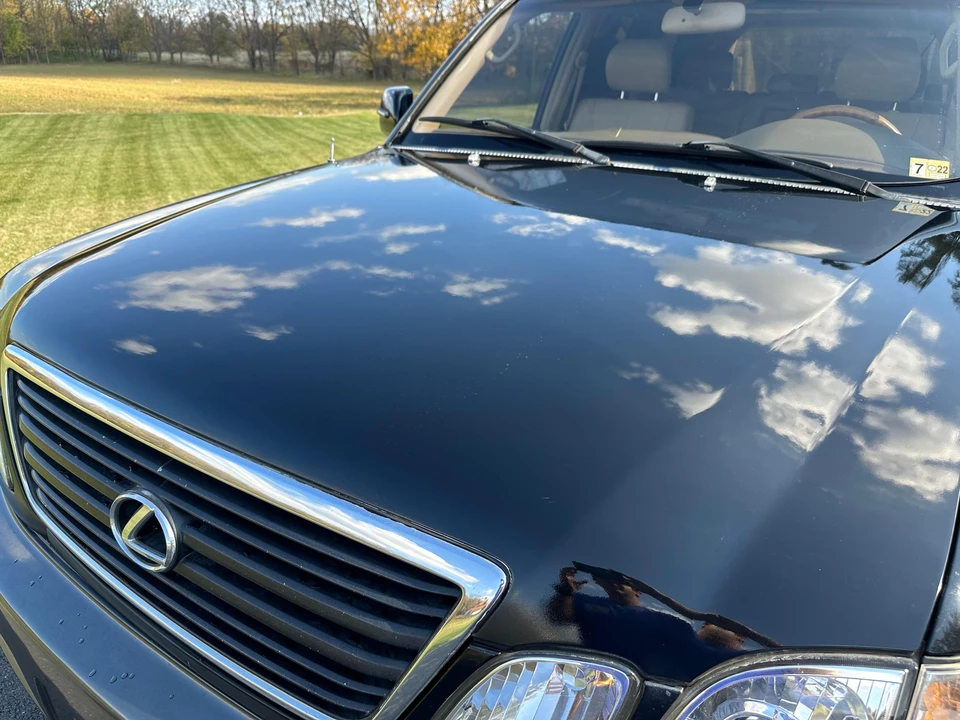 2001 Lexus LX 2nd Gen - Image 25 of 31
