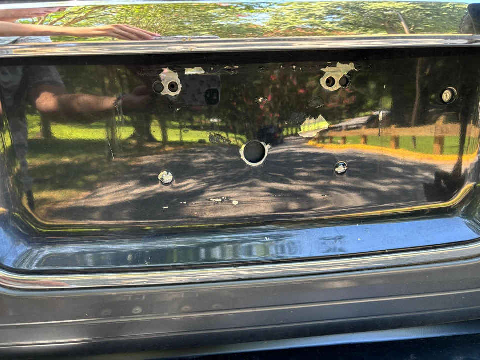 2001 Lexus LX 1st Gen - Image 22 of 31