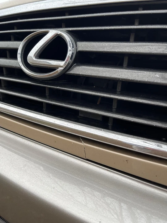 2001 Lexus LX 2nd Gen - Image 19 of 31