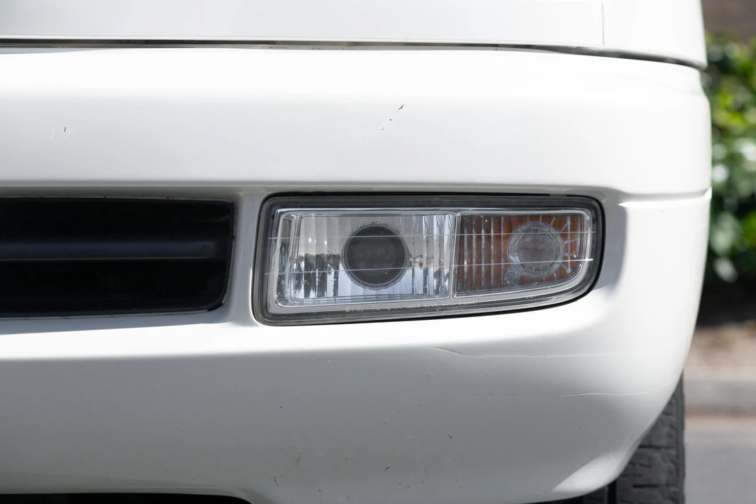 2001 Lexus LX 2nd Gen - Image 15 of 31