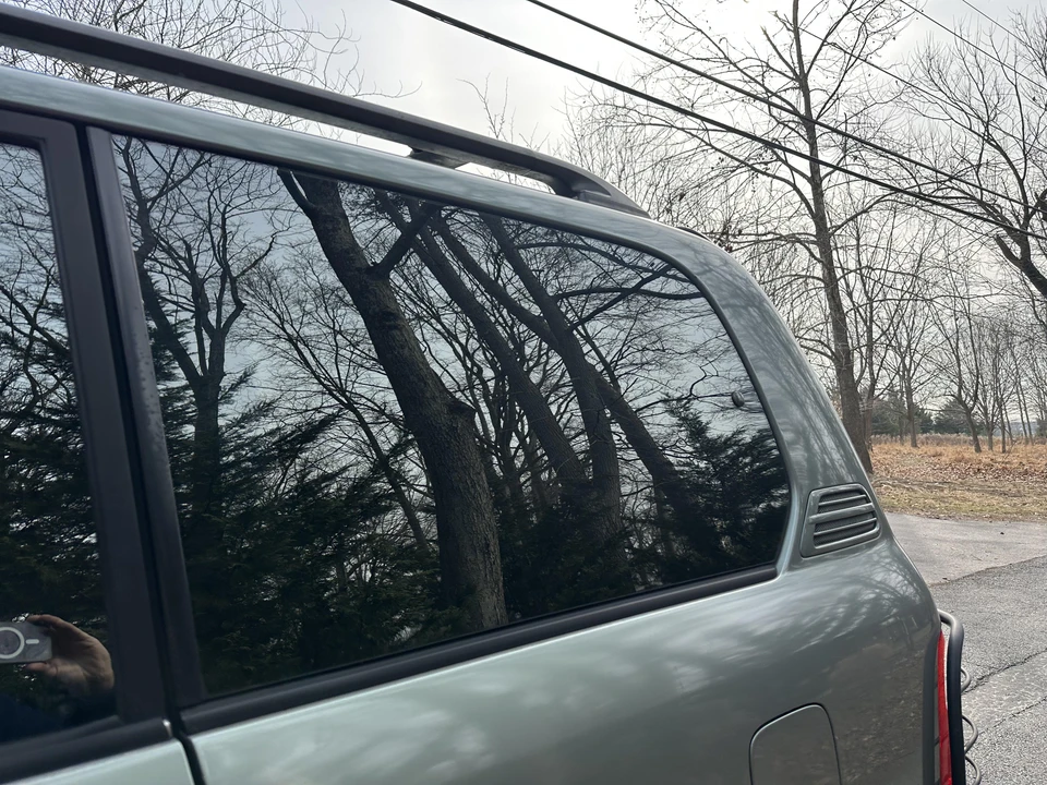 2001 Lexus LX 2nd Gen - Image 31 of 31