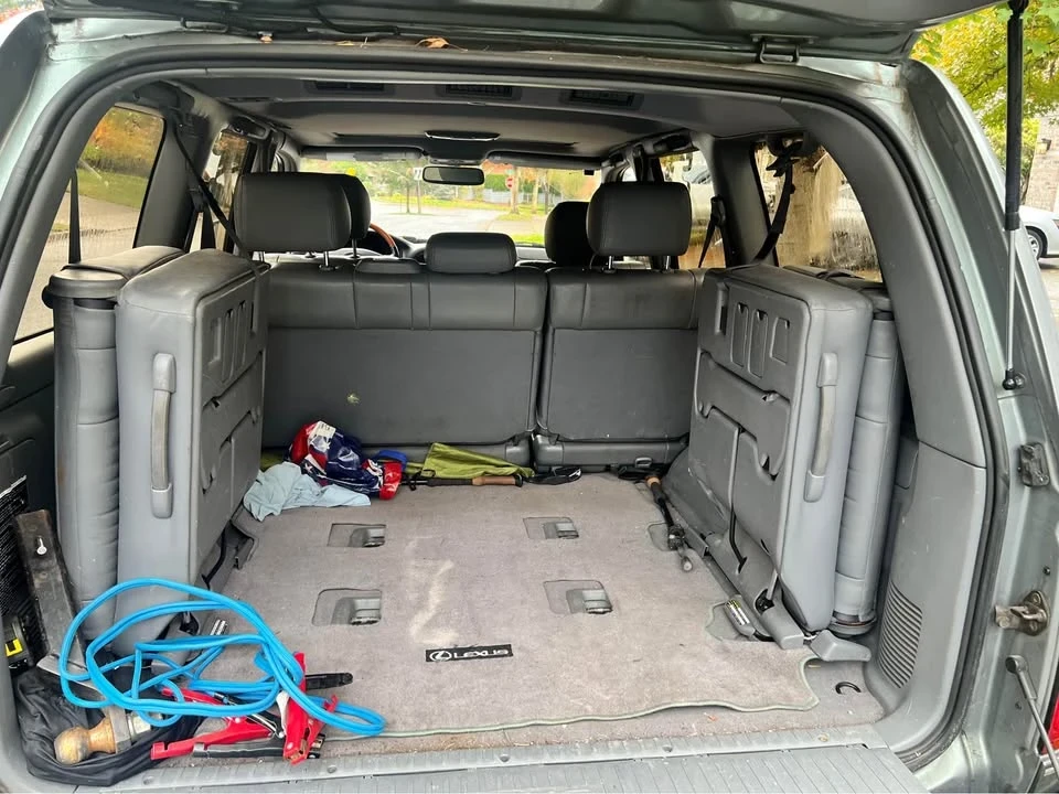 2001 Lexus LX 1st Gen - Image 7 of 8