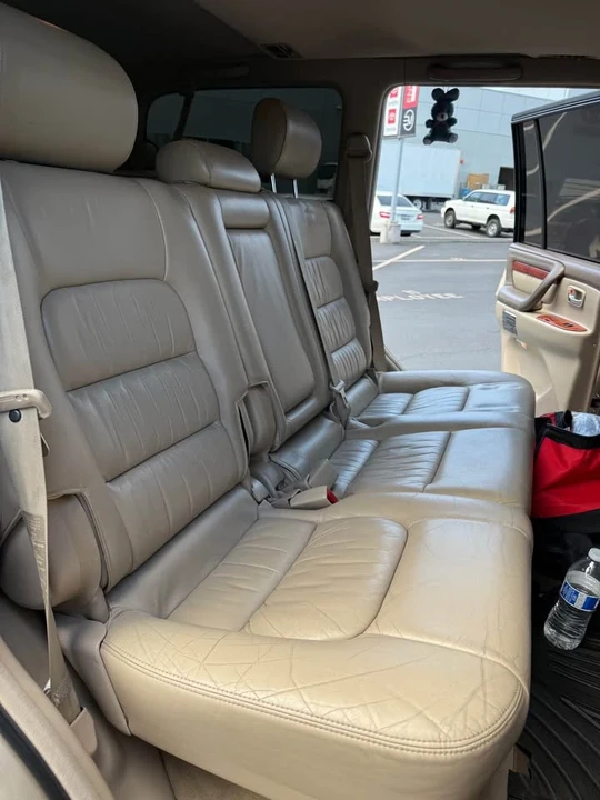 2001 Lexus LX 2nd Gen - Image 10 of 14