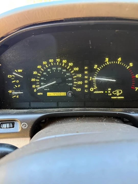 2001 Lexus LX 2nd Gen - Image 20 of 20