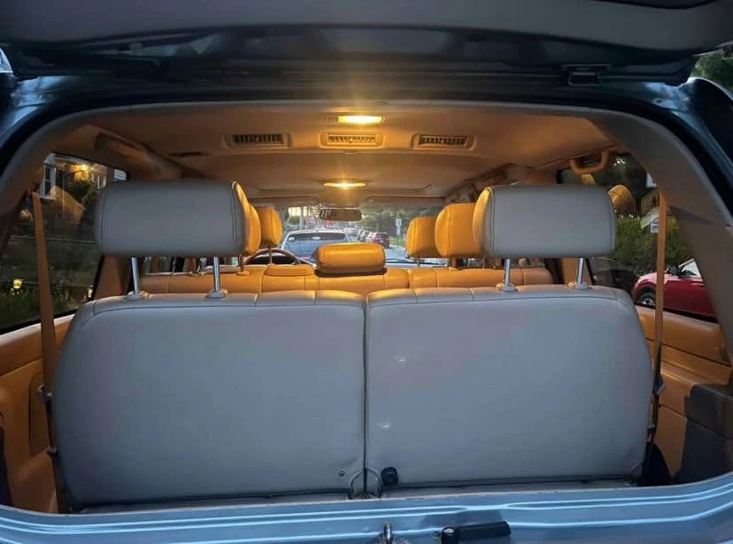 2001 Lexus LX 2nd Gen - Image 7 of 10