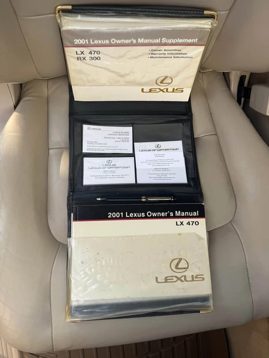 2001 Lexus LX 2nd Gen - Image 16 of 16