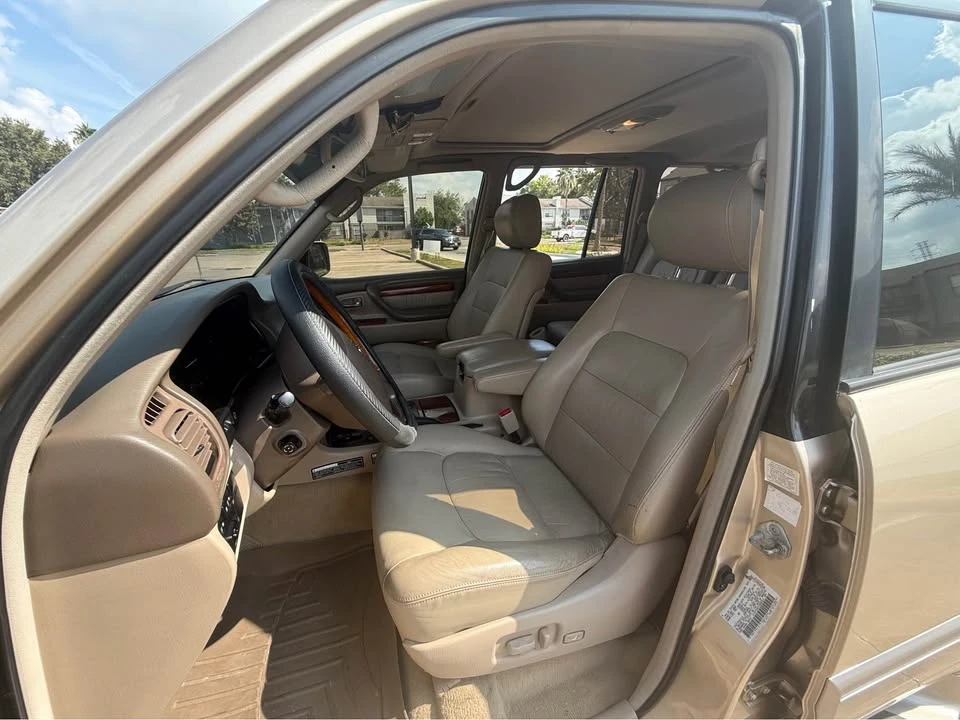 2001 Lexus LX 2nd Gen - Image 8 of 16