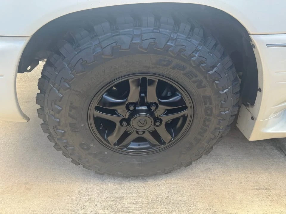 2001 Lexus LX 1st Gen - Image 2 of 14