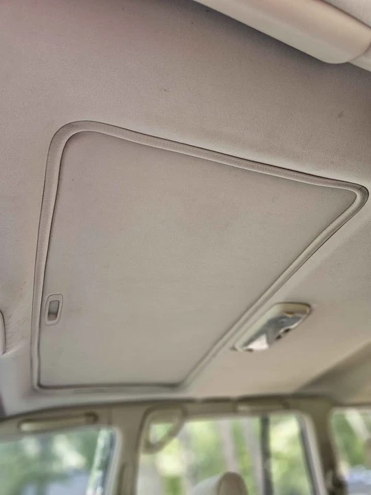 2001 Lexus LX 2nd Gen - Image 13 of 13