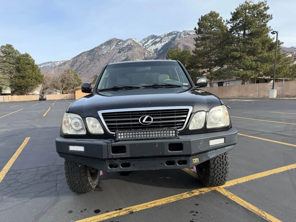 2001 Lexus LX 2nd Gen - Image 2 of 20