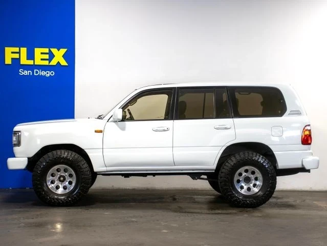 2001 Lexus LX 2nd Gen - Image 2 of 21