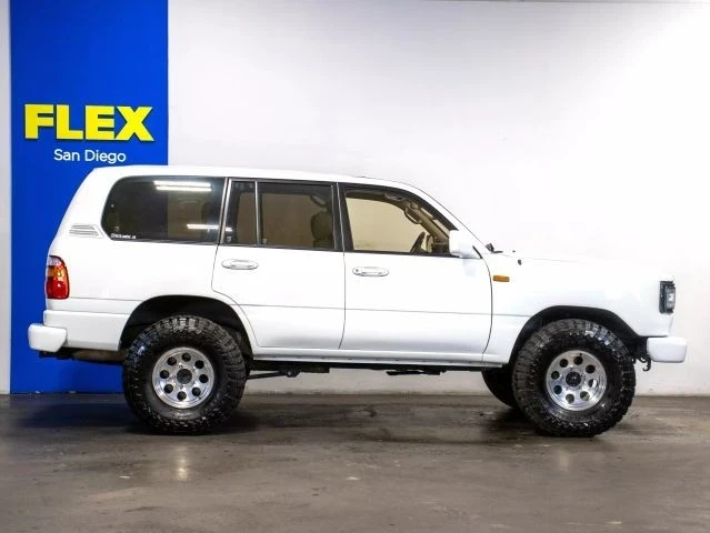2001 Lexus LX 2nd Gen - Image 6 of 21
