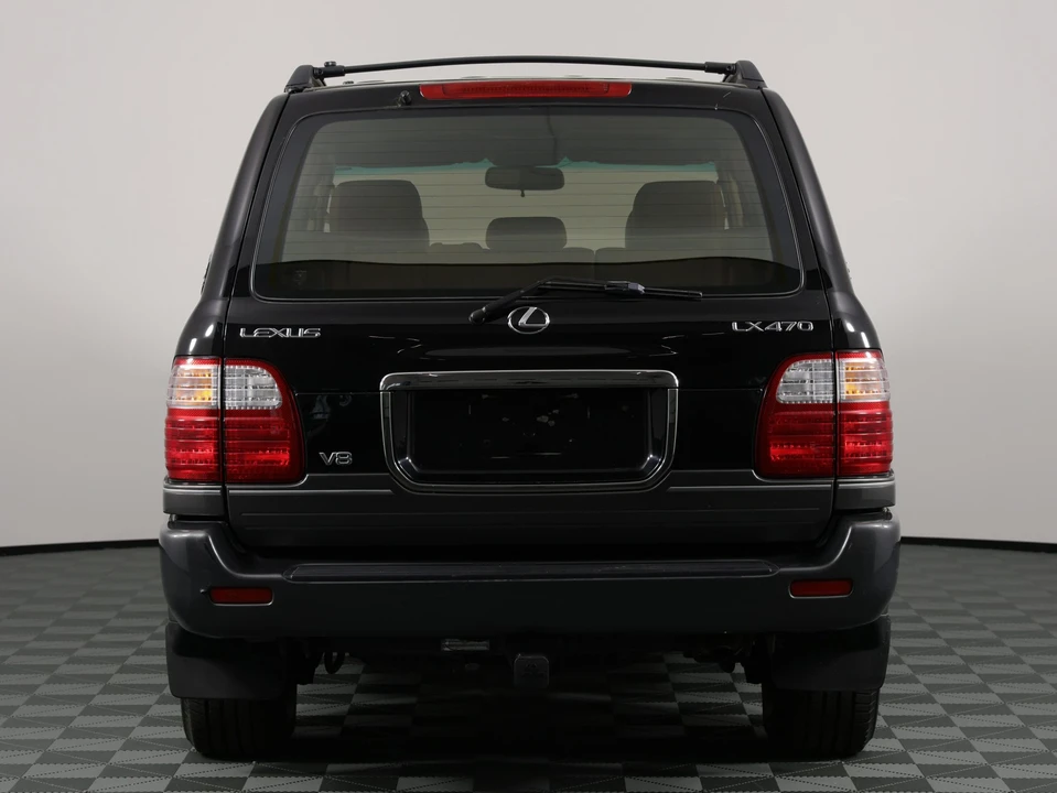 2001 Lexus LX 2nd Gen - Image 5 of 31
