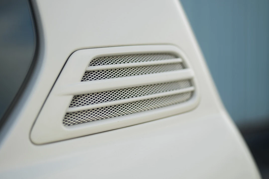 2001 Lexus LX 2nd Gen - Image 31 of 31
