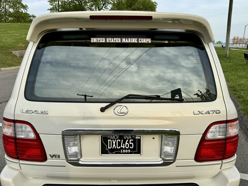 2001 Lexus LX 2nd Gen - Image 20 of 31