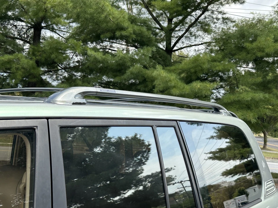 2001 Lexus LX 2nd Gen - Image 21 of 31