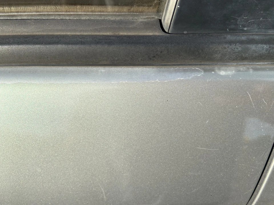 2001 Lexus LX 2nd Gen - Image 23 of 31