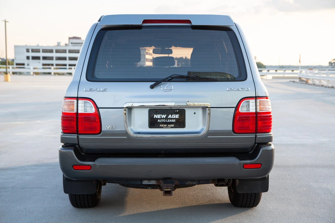 2001 Lexus LX 2nd Gen - Image 31 of 31