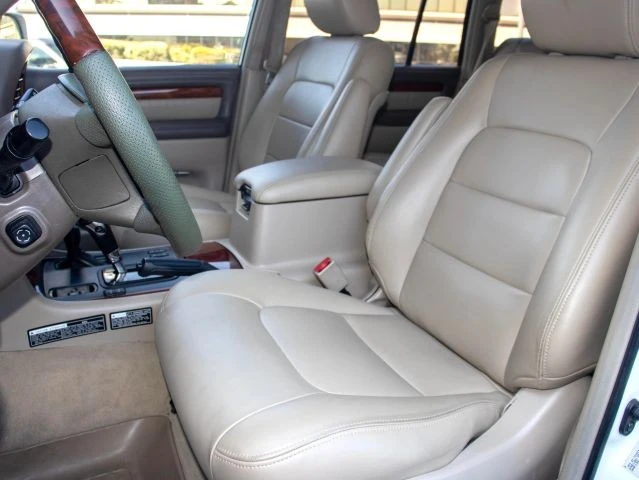 2001 Lexus LX 2nd Gen - Image 12 of 21