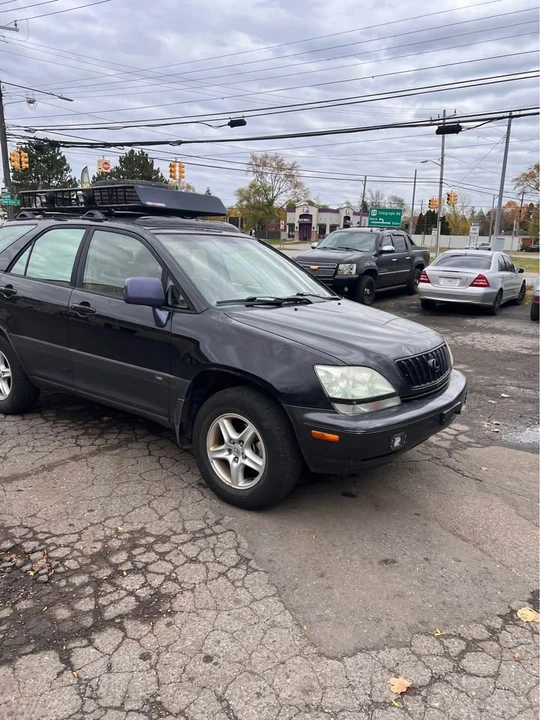 2001 Lexus RX 1st Gen - Image 3 of 4
