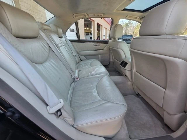 2001 Lexus LS 3rd Gen - Image 18 of 20