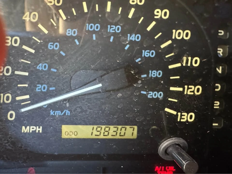 2001 Lexus LX 1st Gen - Image 7 of 7
