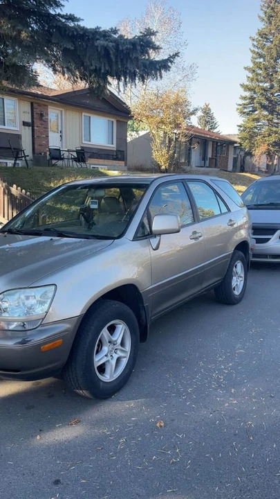 2001 Lexus RX 1st Gen - Image 3 of 4