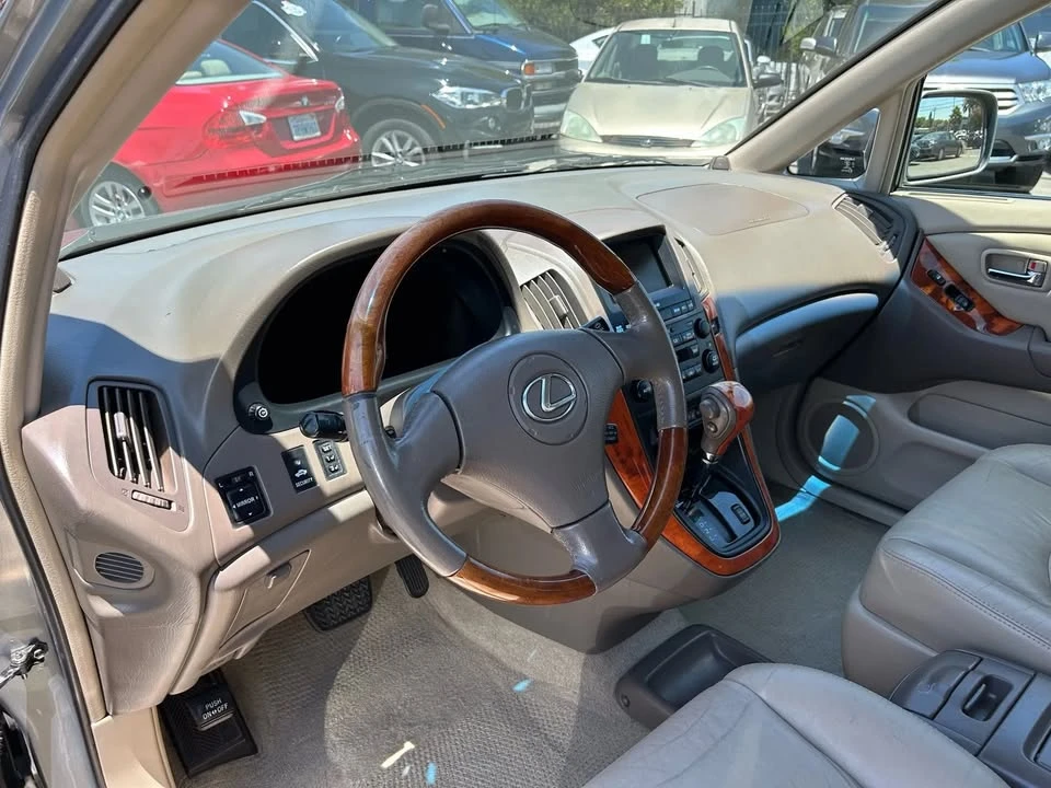 2001 Lexus RX 1st Gen - Image 11 of 20