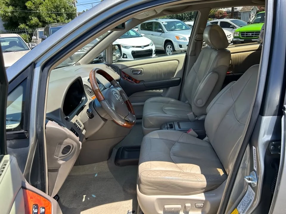 2001 Lexus RX 1st Gen - Image 9 of 20