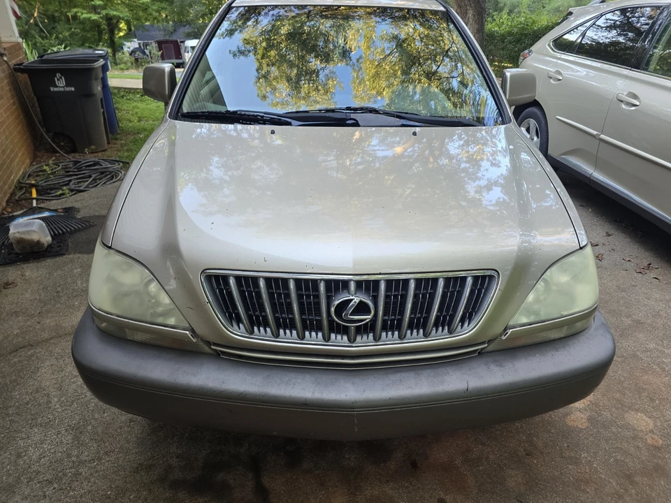 2001 Lexus RX 1st Gen - Image 13 of 16
