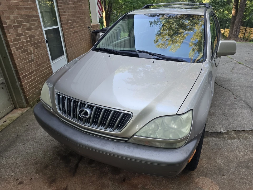 2001 Lexus RX 1st Gen - Image 4 of 16