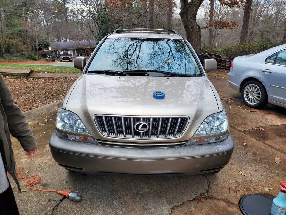 2001 Lexus RX 1st Gen - Image 9 of 16