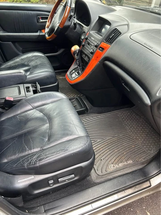2001 Lexus RX 1st Gen - Image 7 of 10