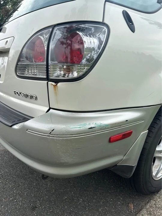 2001 Lexus RX 1st Gen - Image 11 of 14
