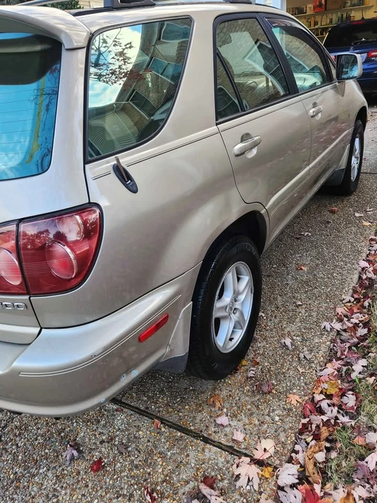 2001 Lexus RX 1st Gen - Image 6 of 15