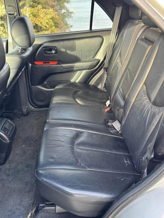 2001 Lexus RX 1st Gen - Image 13 of 14