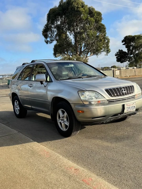 2001 Lexus RX 1st Gen - Image 7 of 14