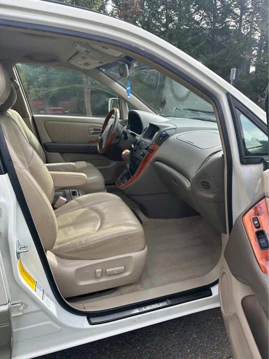 2001 Lexus RX 1st Gen - Image 8 of 14