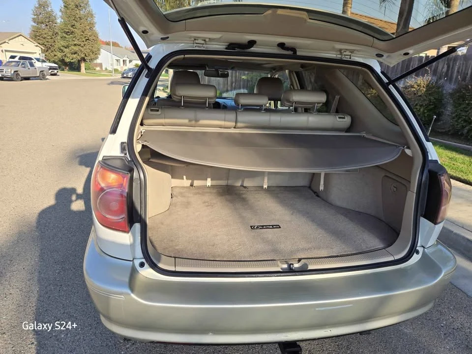 2001 Lexus RX 1st Gen - Image 6 of 12