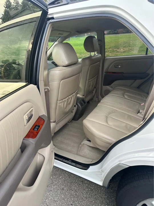 2001 Lexus RX 1st Gen - Image 5 of 14