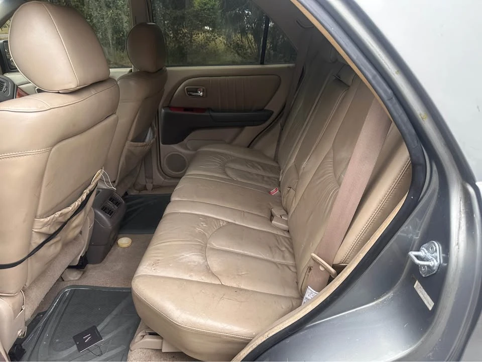 2001 Lexus RX 1st Gen - Image 5 of 6