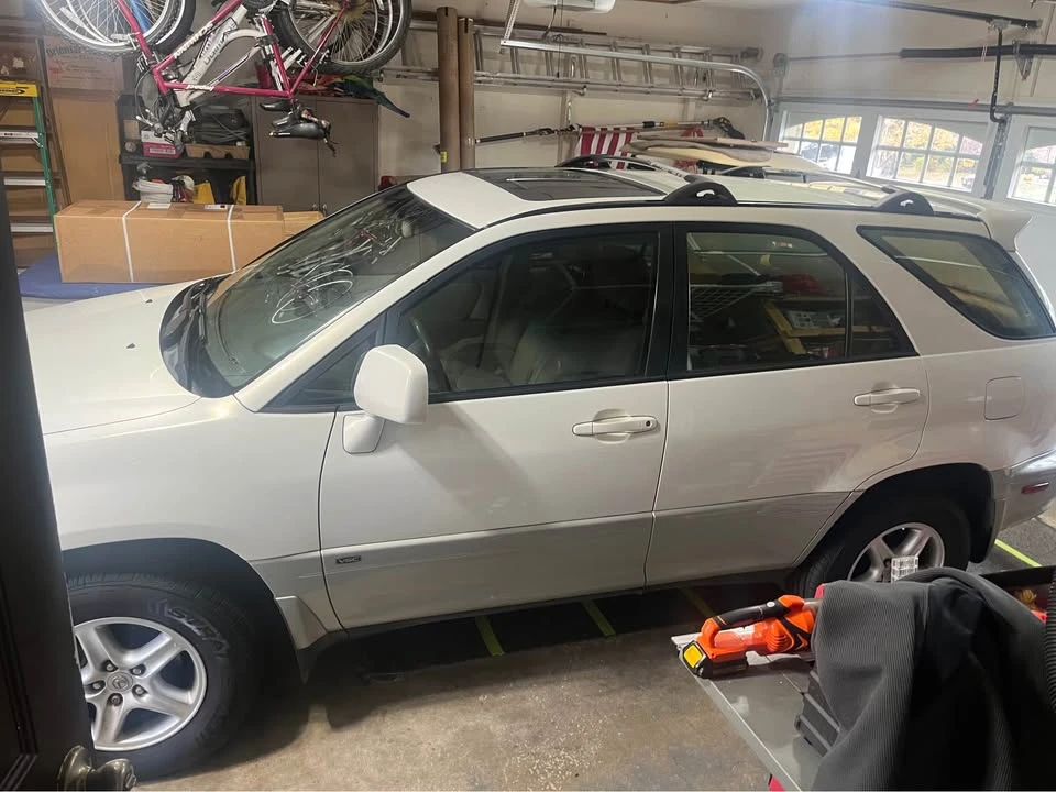 2001 Lexus RX 1st Gen - Image 9 of 9