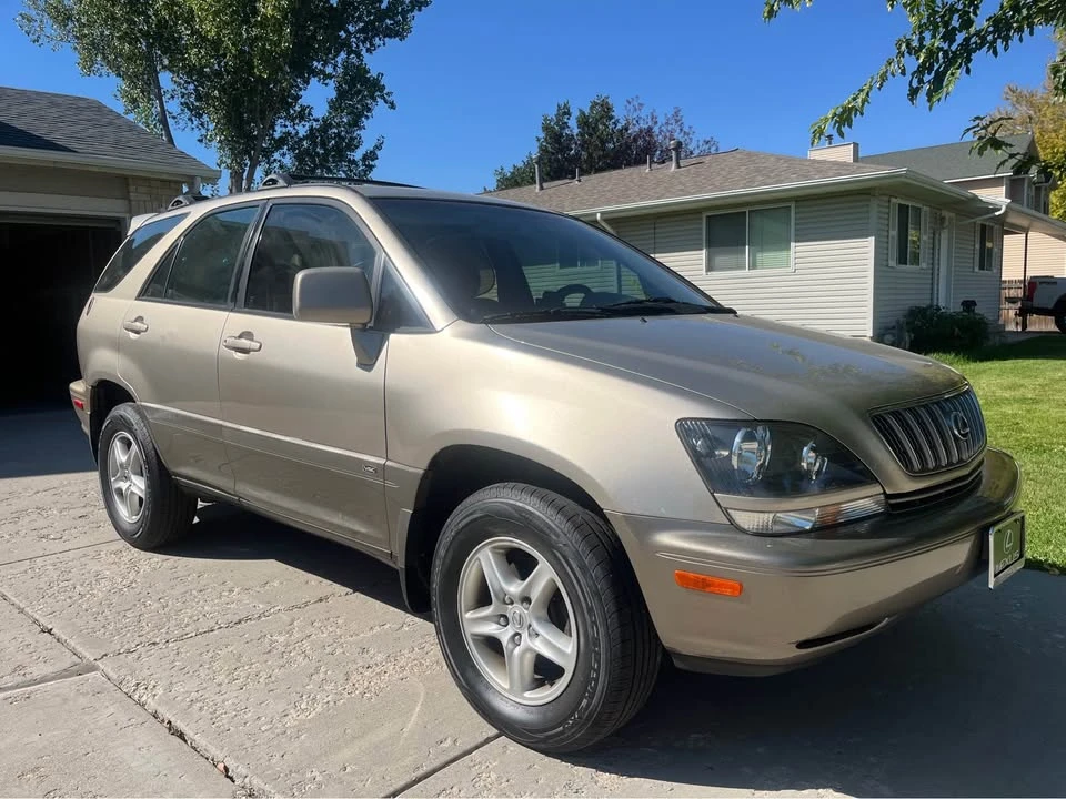 2001 Lexus RX 1st Gen - Image 3 of 11