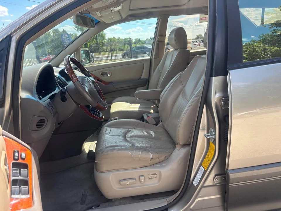 2001 Lexus RX 1st Gen - Image 6 of 11
